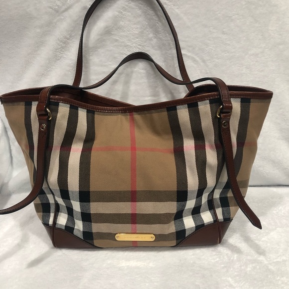 Authentic Burberry Canterbury Purse - Picture 8 of 11